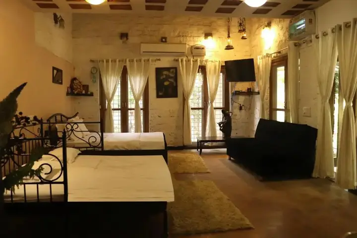 Хандала: The Rippling Edge Gadhok Cottage