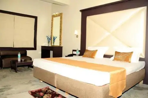 Агра: Hotel Gathbandhan