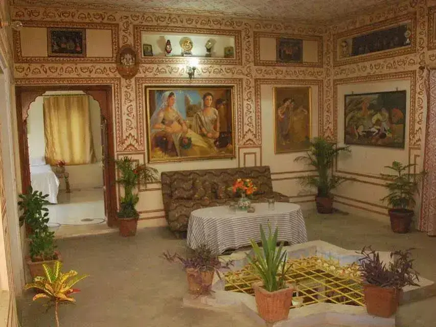 Ачрол: Aapno Heritage Hotel