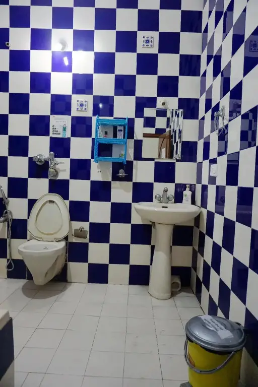 Бангалор: AAO Hostels