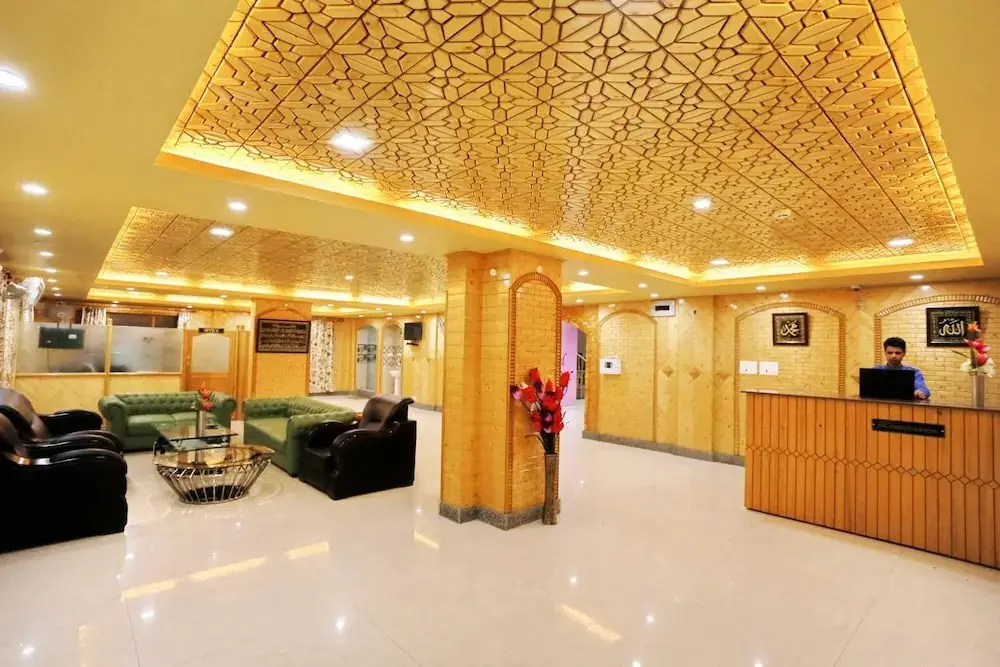 Шринагар: Hotel Shefaf