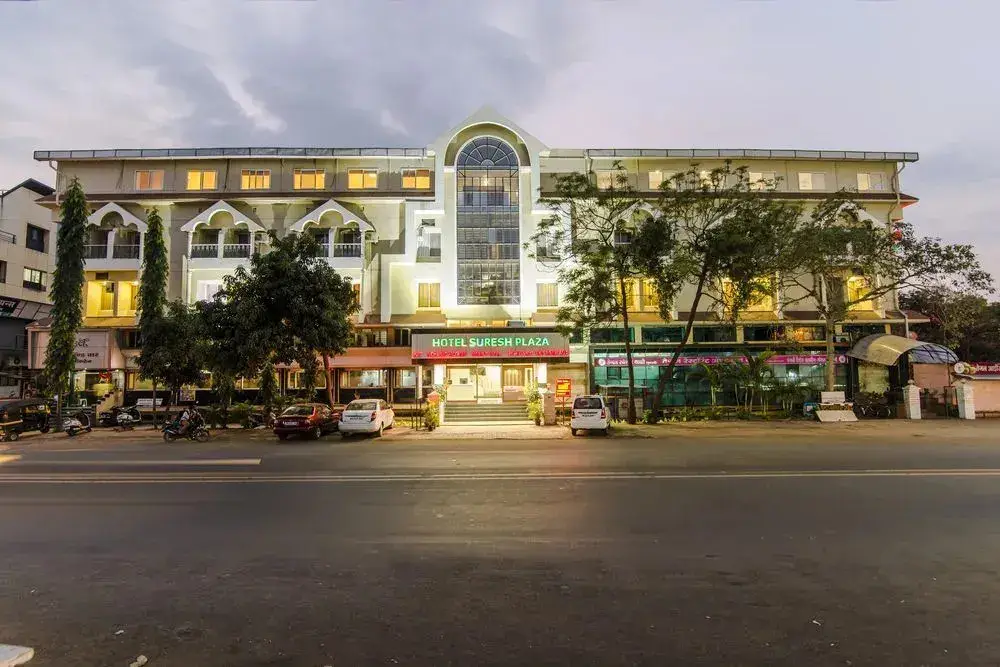 Нашик: OYO 4448 Hotel Suresh Plaza