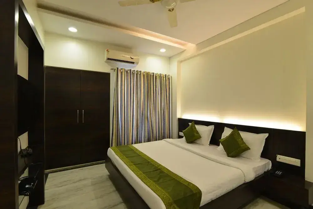 Нашик: OYO 4448 Hotel Suresh Plaza
