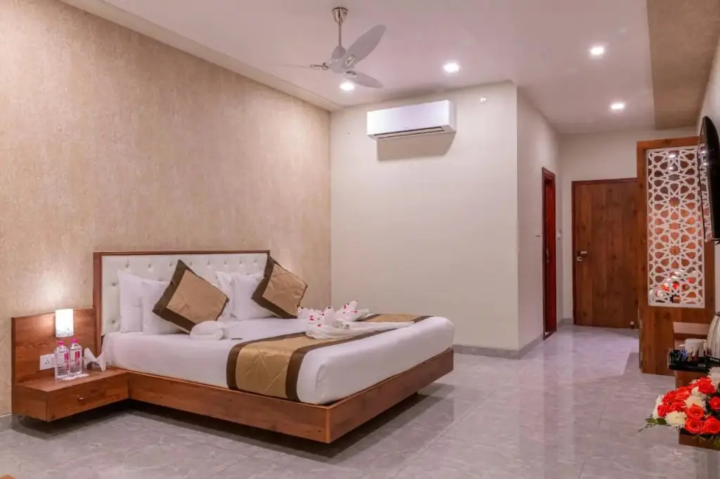 Пушкар: Savitri Resorts