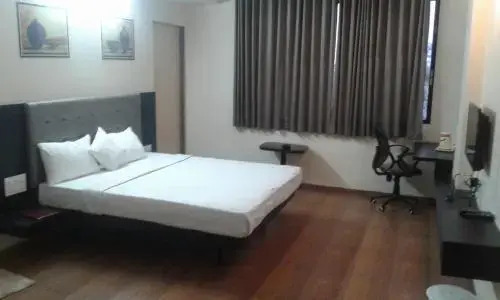 Нашик: Hotel Prestige Point
