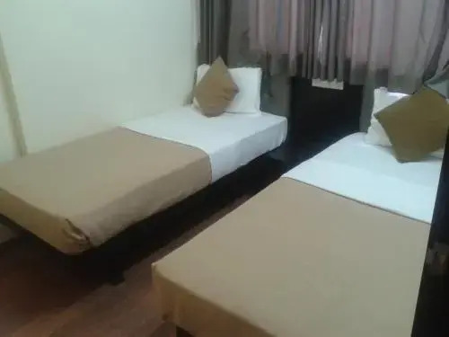 Нашик: Hotel Prestige Point