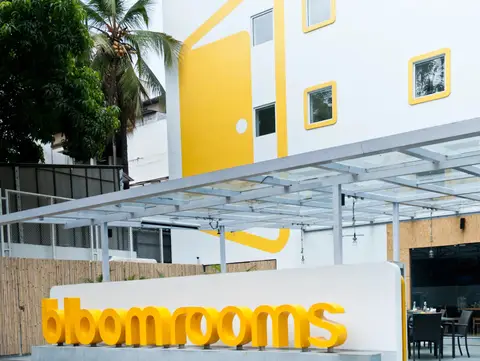 Bloomrooms @ Indiranagar — фото 1