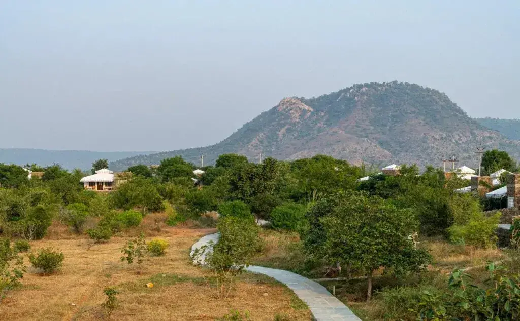Аджабгарх: Utsav Camp Sariska