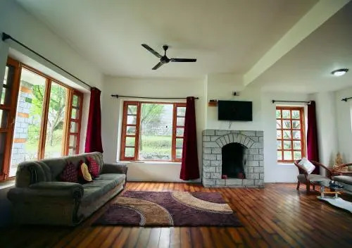 Манали: Maya Cottage