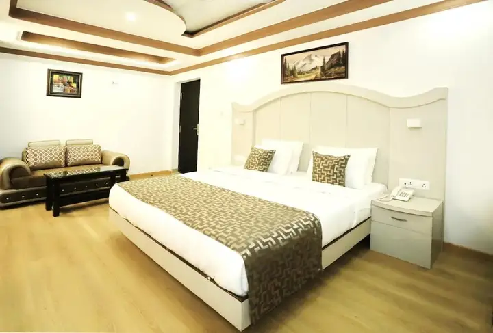 Шринагар: Crown Plaza Residency