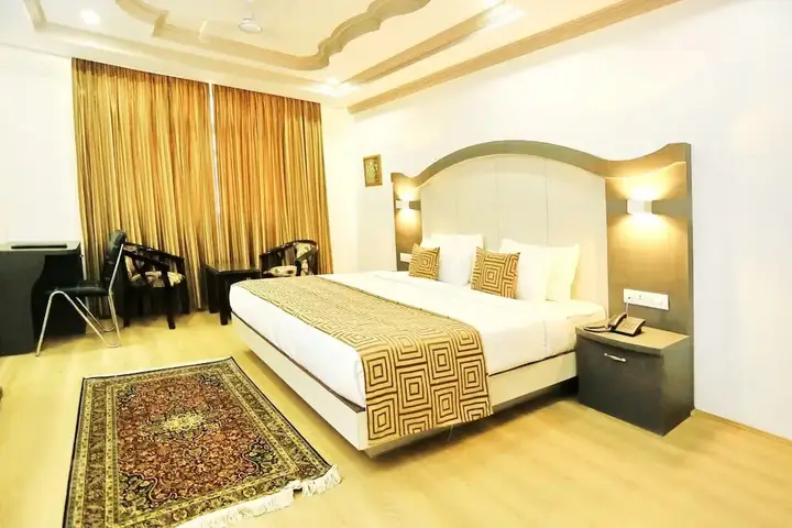 Шринагар: Crown Plaza Residency