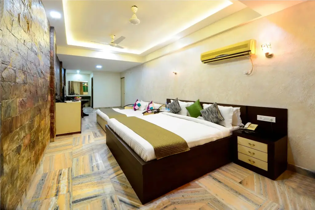 Агра: Hotel Ashish Palace