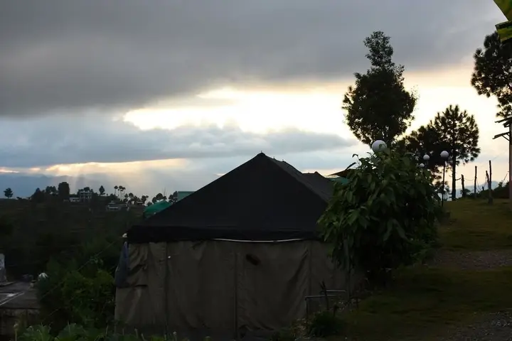 Раникхет: The Moksha Retreat