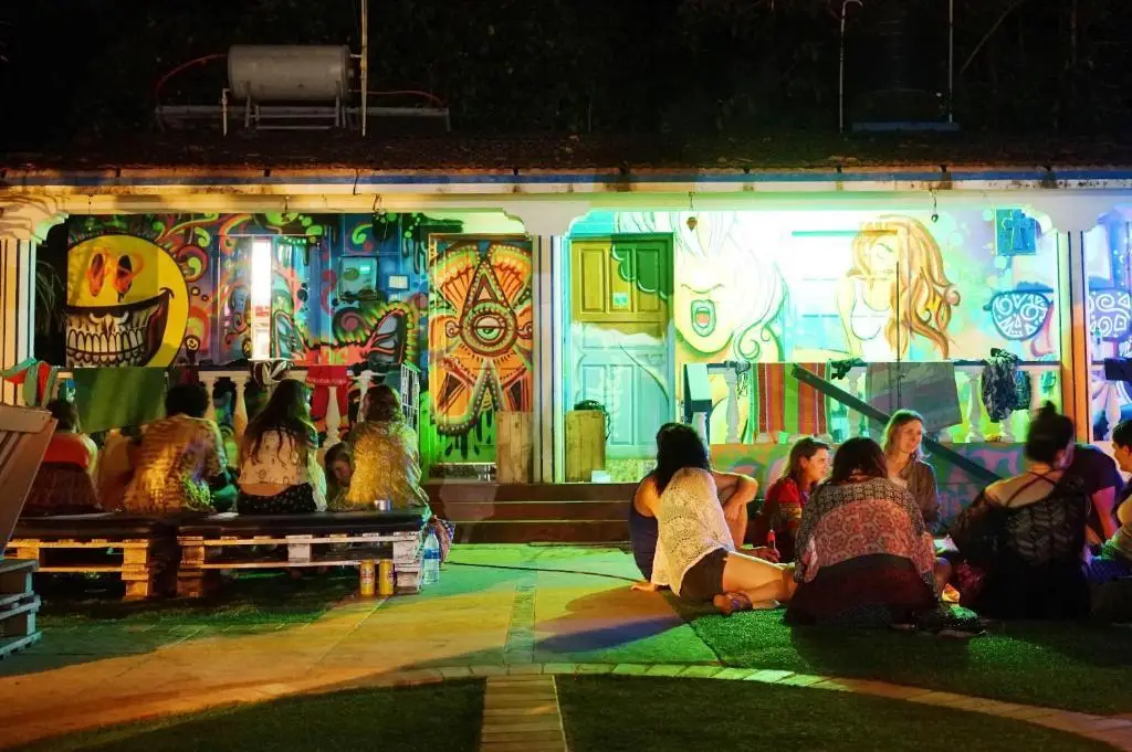Вагатор: Pappi Chulo Hostel