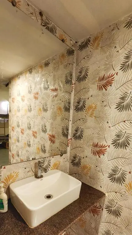 Вагатор: Pappi Chulo Hostel