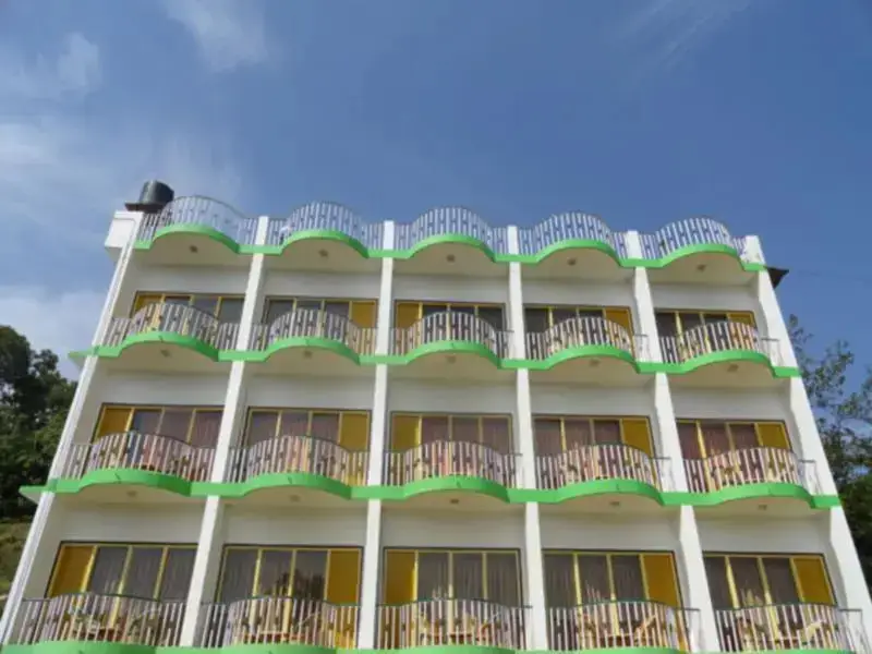 Hotel Vishaka Palace — фото 1