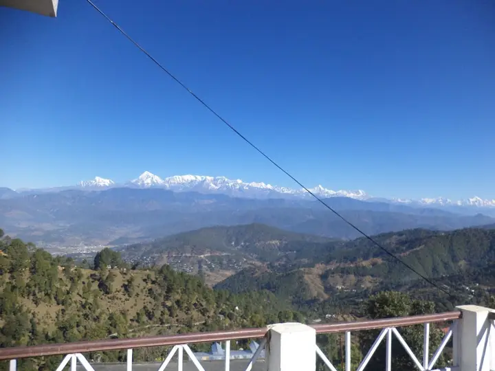 Раникхет: Snow View Guest House Kausani