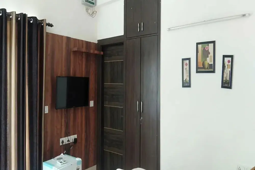 Гуруграм: OYO 酒店玫丹塔 III 馆套房(OYO Rooms Medanta III)