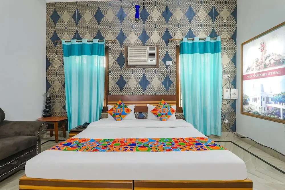 Fabhotel Raka Inn — фото 1