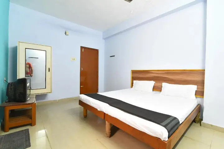 Тирупати: Hotel Dhruvathara