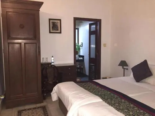 Нью-Дели: Master Bed and Breakfast