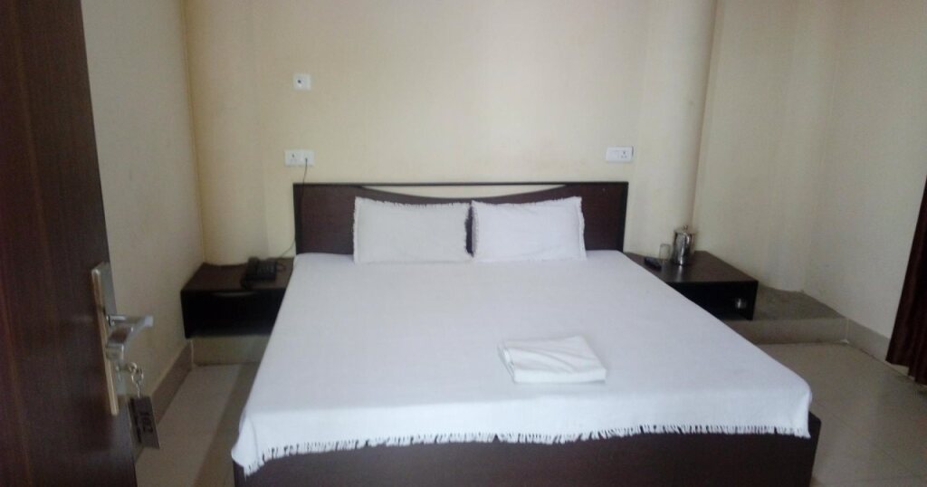 Крепость Ramnagar: Hotel Sun Shine