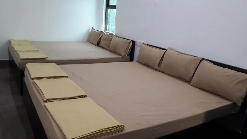 Солагампатти: Srirangam Suit Rooms