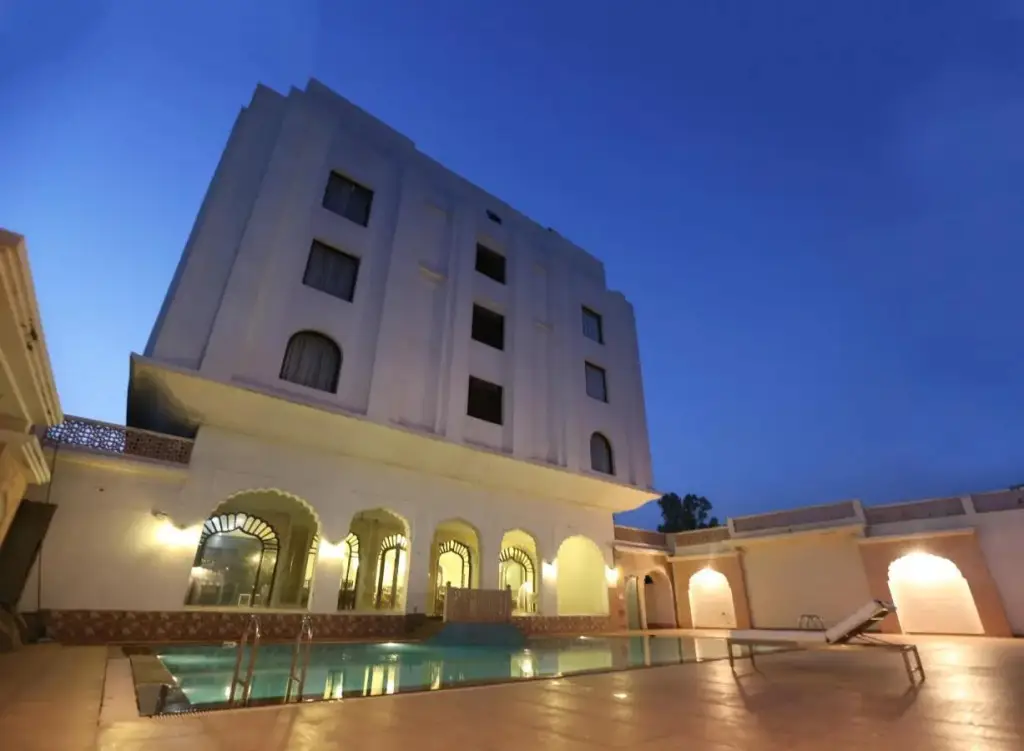 Hotel Utkarsh Vilas — фото 1