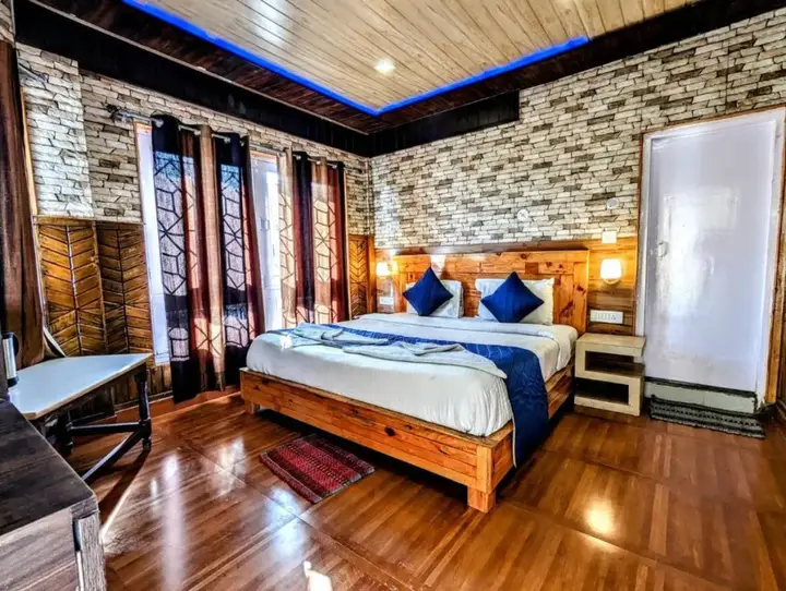 Наинитал: OYO 12782 Hotel Sweet Home