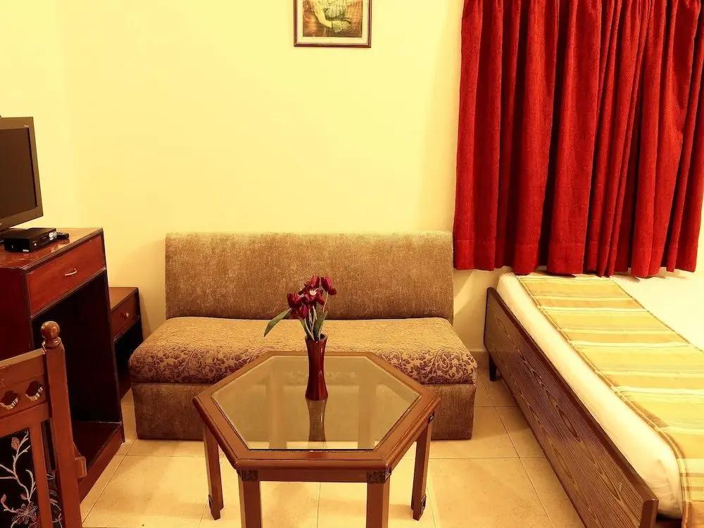 Колката: OYO 2625 Hotel Swagath