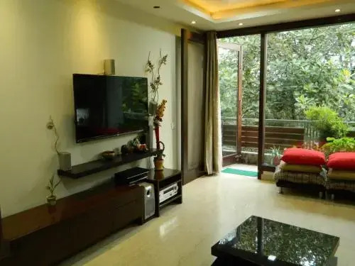 Нью-Дели: Deer Park Villa