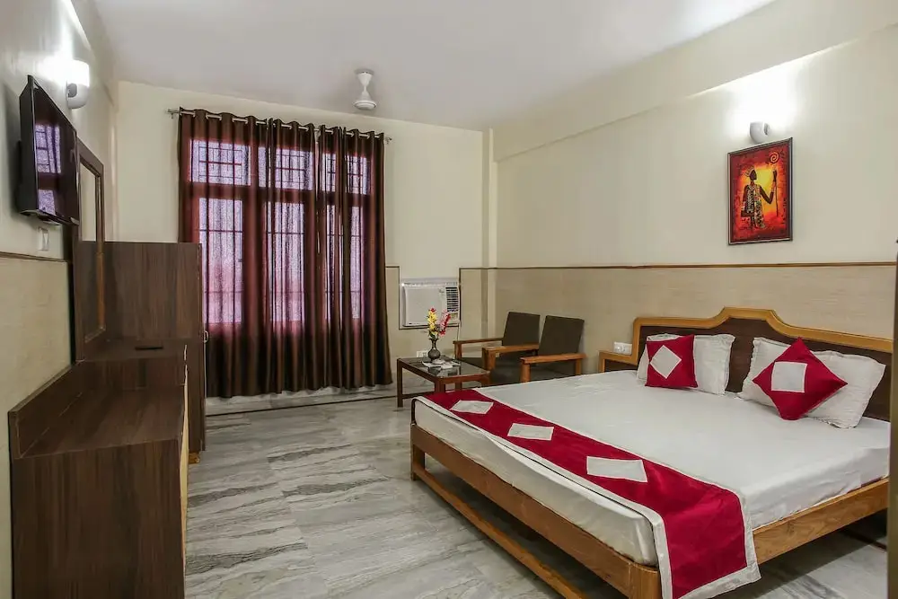 Катра: Hotel New Ashok