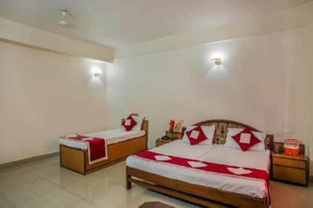 Hotel New Ashok — фото 1