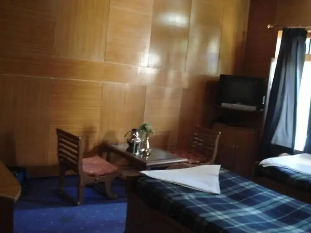 Лех: Hotel Rafica