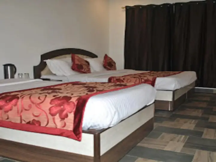 Катра: Hotel Maha Luxmi Palace