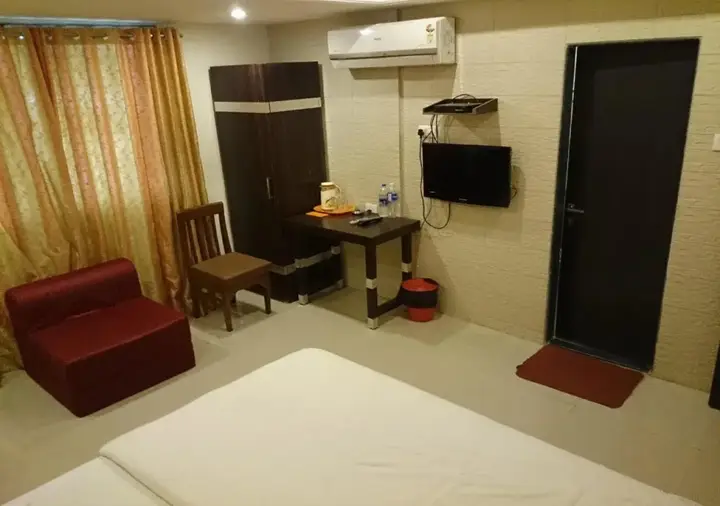 Пуна: OYO 603 Hotel Swasti