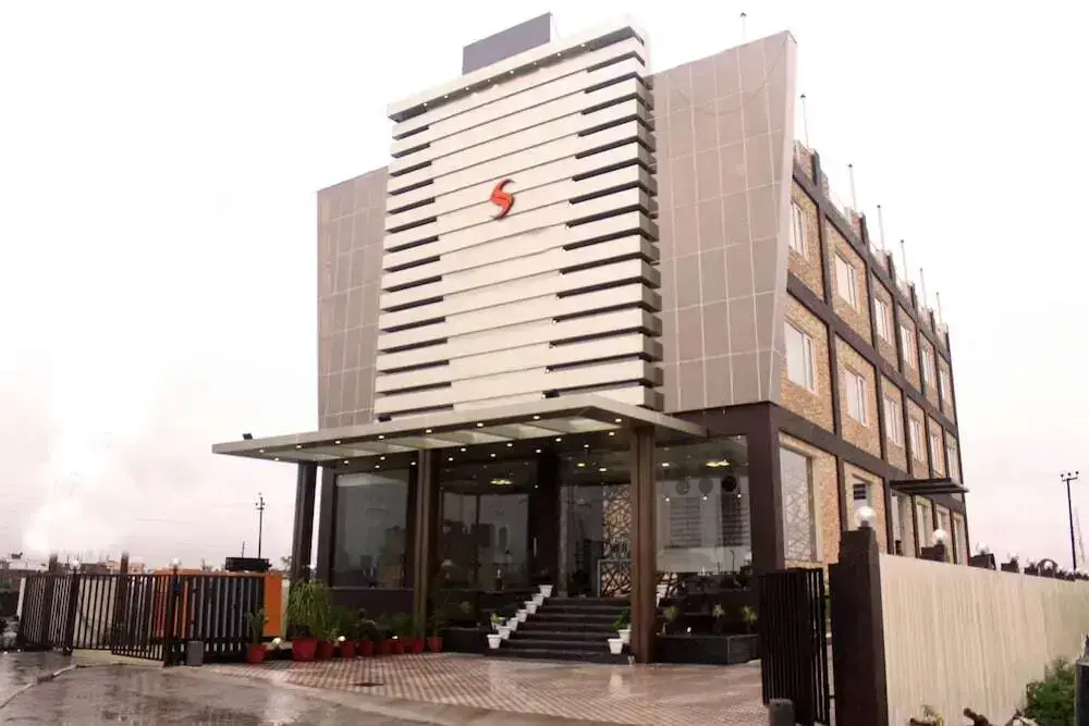 Дехрадун: Hotel Sandstone