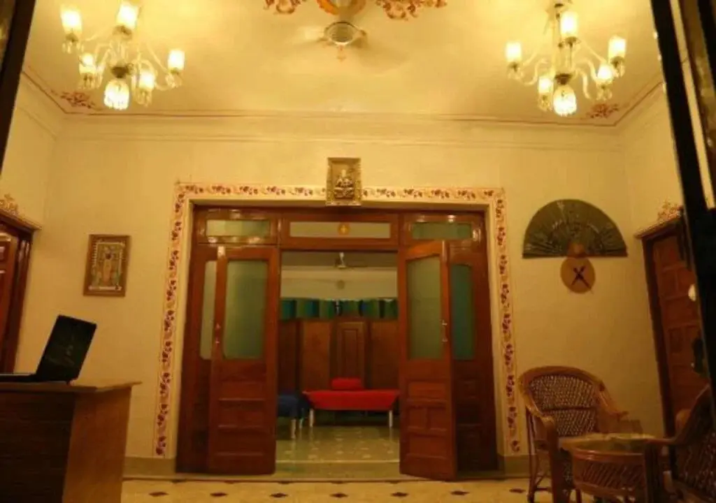 Удаипур: Ambavgarh Palace