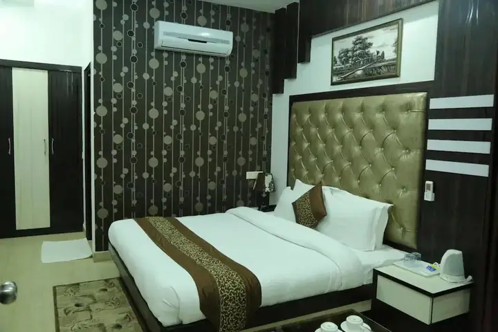Rohtak: The Mirage Palace