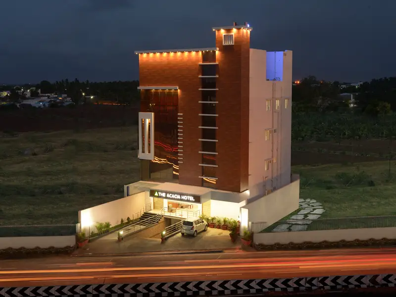 Соманур: The Acacia Hotel
