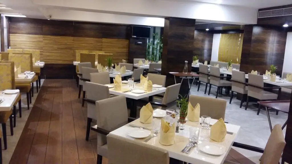 Вадодара: Pride Biznotel Vadodara