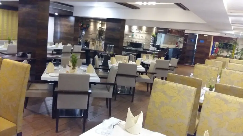 Вадодара: Pride Biznotel Vadodara