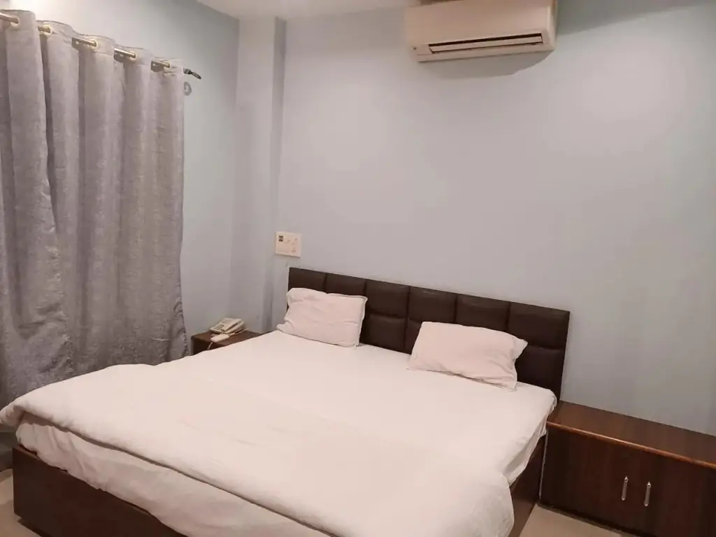 Удджайн: Hotel Paradise Residency