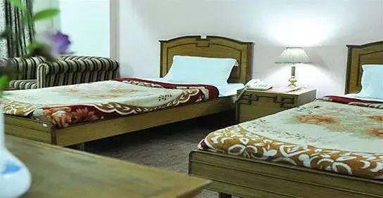 Батхинда: Hotel Amsun Pride