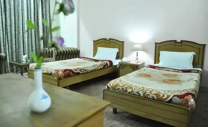 Батхинда: Hotel Amsun Pride