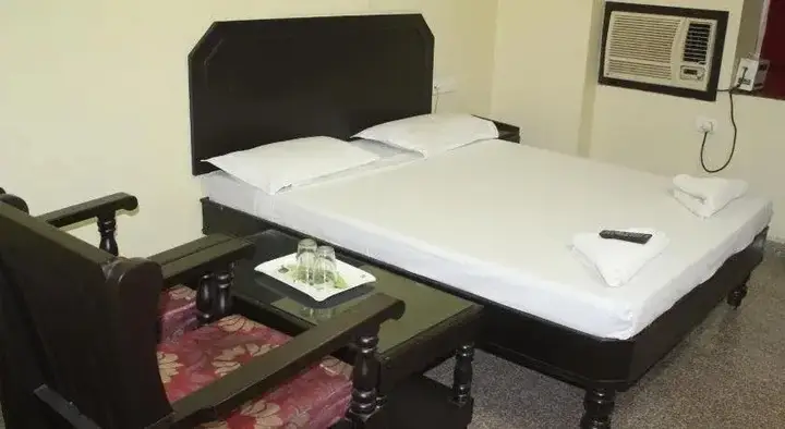 Висакхапатнам: Hotel Vijayabhanu