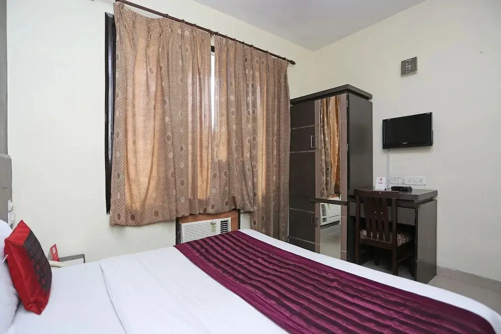 Нойда: OYO 9601 Hotel Sunshine Residency Castle