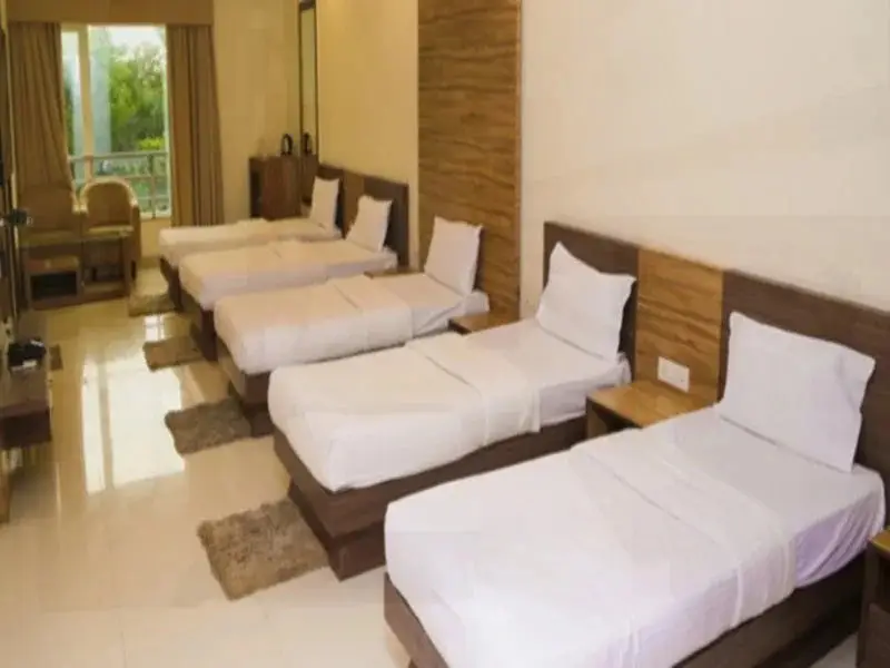 Удджайн: Meghdoot Hotel & Resorts