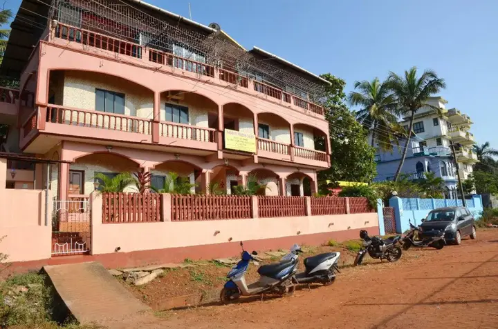 Калангут: Salson Ferns Nest Hotel