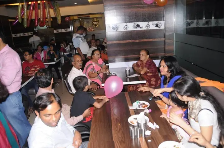 Тхане: Hotel Galaxy Residency